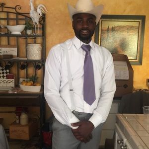 Meet your Posher, Devonte